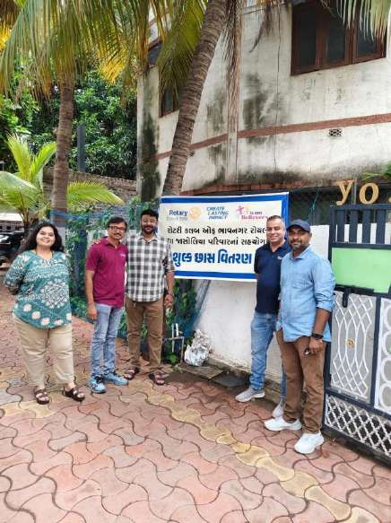 Free buttermilk distribution center near Ghogha Circle