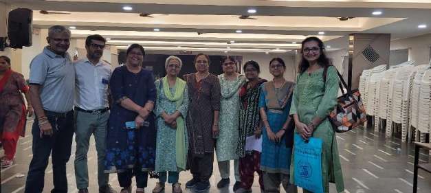 Dignitaries, teachers and Rotarians at Surat cervical cancer camp